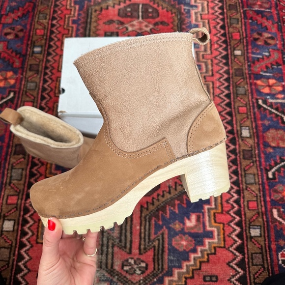 No. 6 Pull On Shearling Clog Boot - Picture 1 of 4